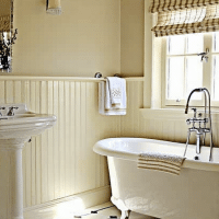 Optimisez votre salle de bain : Comment intégrer une petite baignoire avec style ?