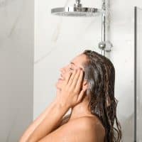 La colonne de douche comme “chef d’orchestre” de la salle de bain