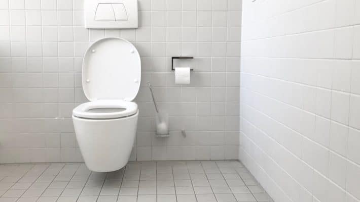 Installer une toilette japonaise lavante chez soi