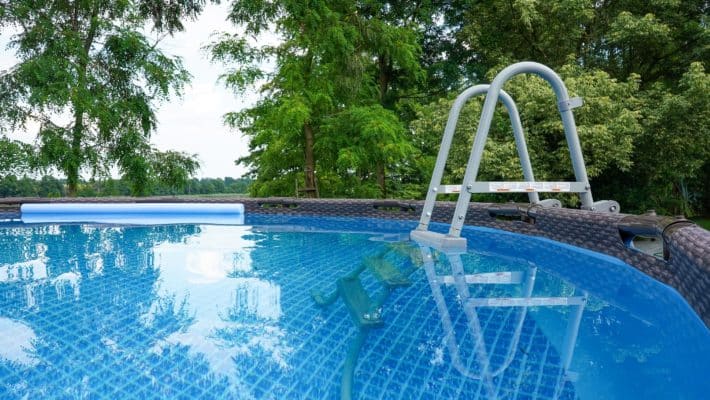 Comment choisir une piscine hors-sol adaptée à son jardin ?